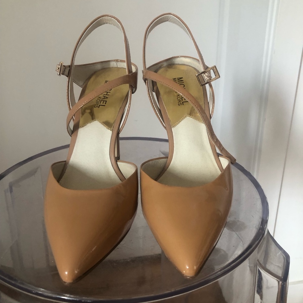 Michael Kors Tan Patent Leather Pointed-Toe Slingback Heels